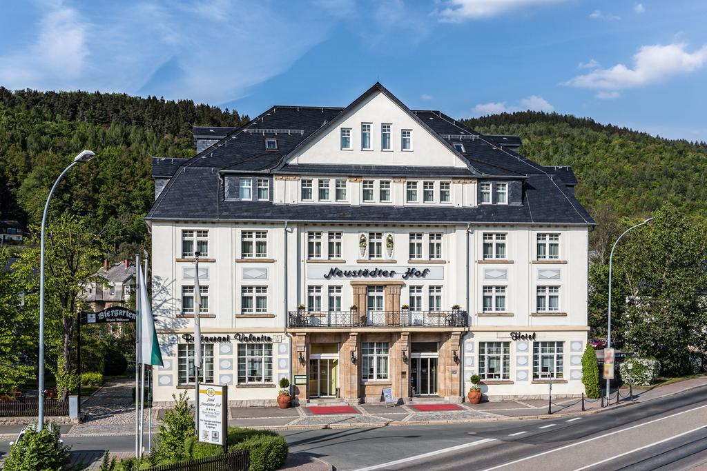 Hotel Neustaedter Hof Шварценберг Экстерьер фото